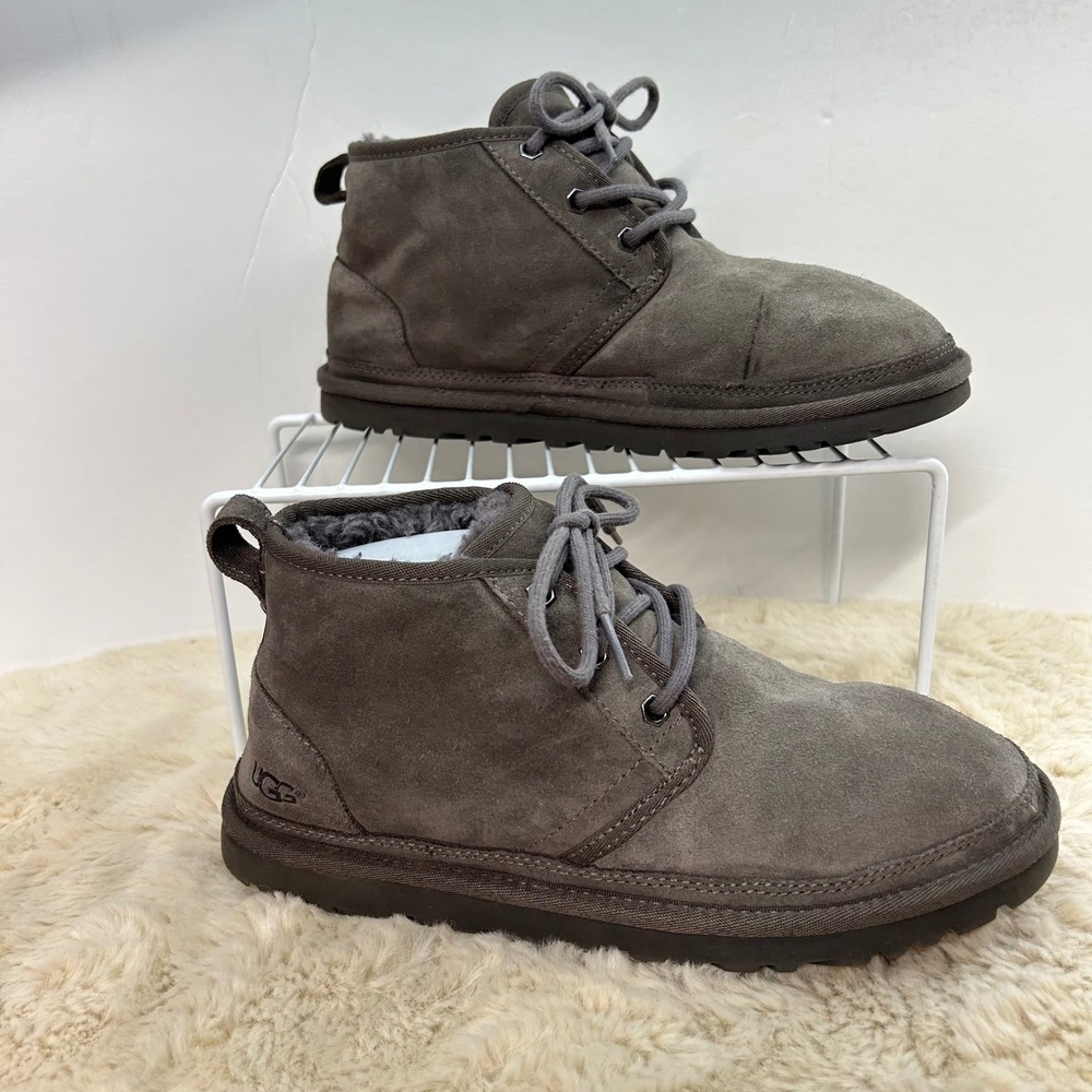 UGG Neumel Suede Chukka Boots Charcoal Grey Mens‎ 7 S/N 3236 Lace Up Boot